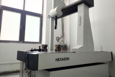 Coordinate measuring machine