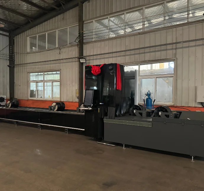 LASER TUBE CUTTING MACHINE